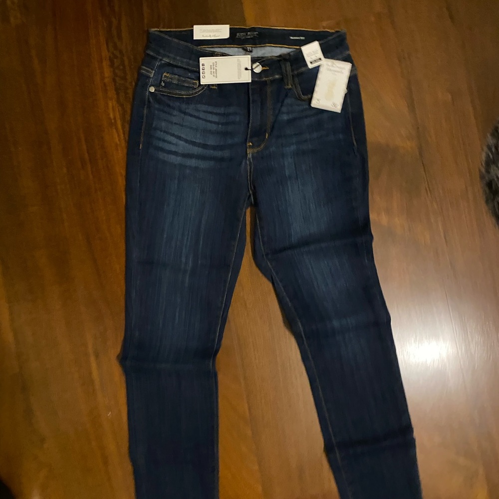 ❣️SOLD*NWT JUDY BLUE SKINNY❣️